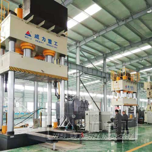 2000噸SMC化糞池成型油壓機